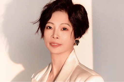 嚴彩環Nancy